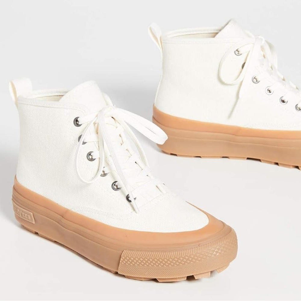 SEAVEES Women's Mammoth Boot